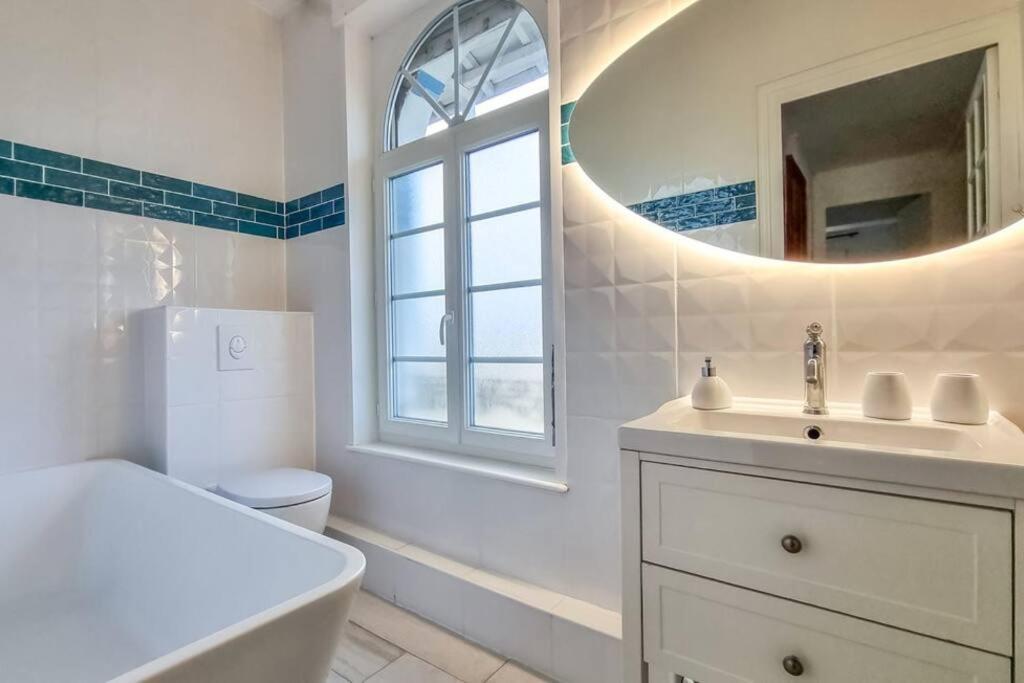 Royan - Villa La Cigale - 7 Chambres / 16 Couchages Екстериор снимка